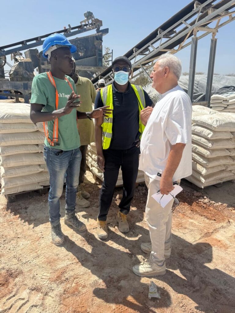 16e2100a D5db 4453 8baf 05df32d83b34 768x1024